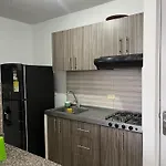 Apartamento amoblado en parque heredia